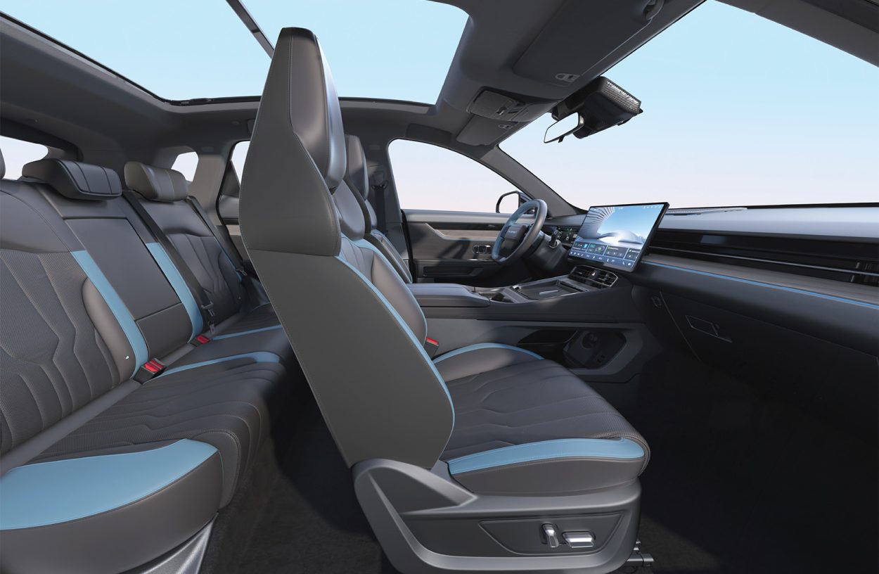 Soueast S06 Interior